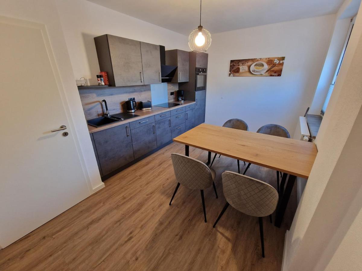 Lenz Apartment *